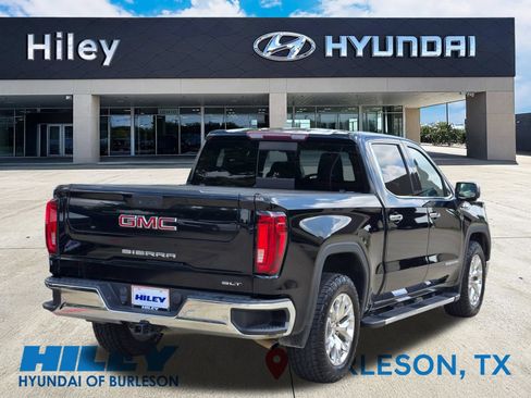 Used 2020 GMC Sierra 1500 SLT RWD image 4