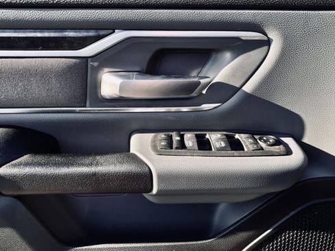 Used 2021 RAM 1500 Big Horn image 19