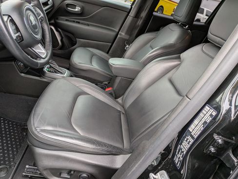 Used 2023 Jeep Renegade Limited w/ Limited Elite Group image 14