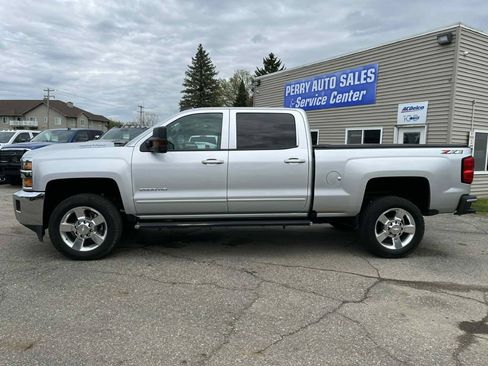 Used 2019 Chevrolet Silverado 2500 LT w/ LT Convenience Package AWD/4WD image 1