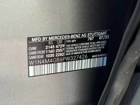 Used 2023 Mercedes-Benz GLB 250 image 27