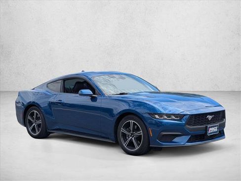 Used 2024 Ford Mustang Premium RWD image 3
