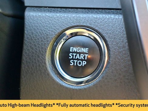 Used 2023 Toyota Camry XSE image 7