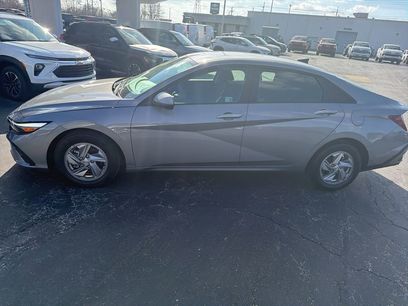 Used 2024 Hyundai Elantra SE