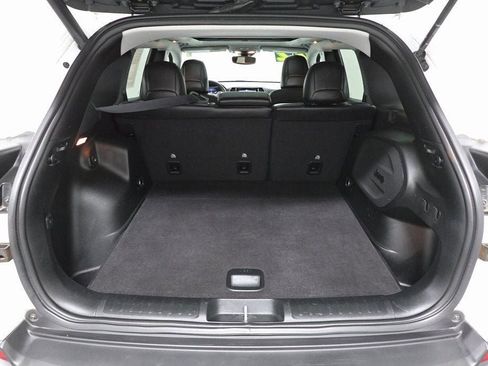 Used 2022 Jeep Cherokee Limited image 27