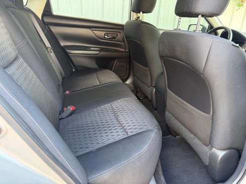 Used 2017 Nissan Altima 2.5 S w/ Power Driver Seat Package FWD image 13