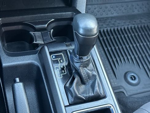 Used 2019 Toyota Tacoma TRD Sport image 22