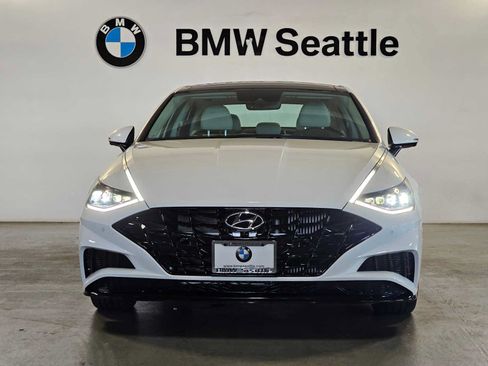 Used 2023 Hyundai Sonata Limited w/ Cargo Package FWD image 6