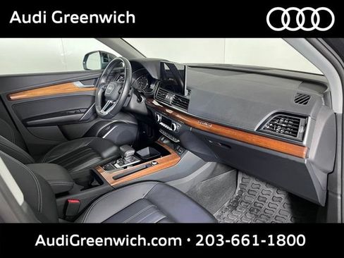 Used 2023 Audi Q5 2.0T Premium w/ Convenience Package AWD/4WD image 12