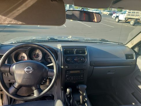 Used 2004 Nissan Frontier S/C AWD/4WD image 20
