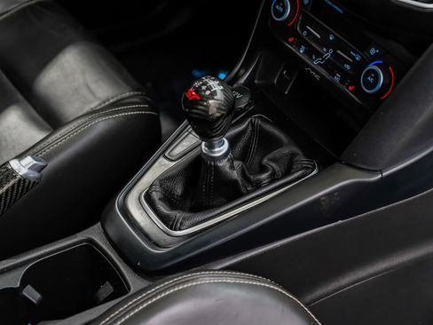 Used 2018 Ford Focus ST w/ Equipment Group 402A image 35