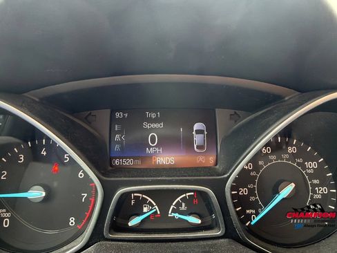 Used 2017 Ford Escape Titanium AWD/4WD image 24