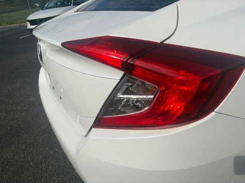 Used 2017 Honda Civic EX image 15