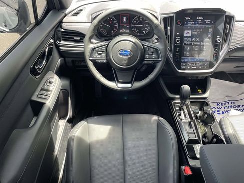 Used 2026 Subaru Forester Limited AWD/4WD image 12