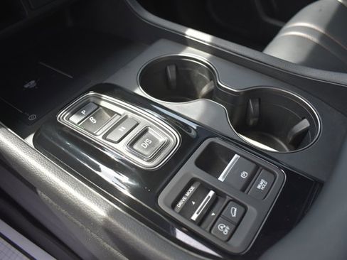 Used 2023 Honda Pilot TrailSport image 29