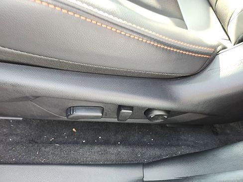 Certified 2025 Subaru Crosstrek 2.5i Limited w/ Crosstrek Mirror Package image 11