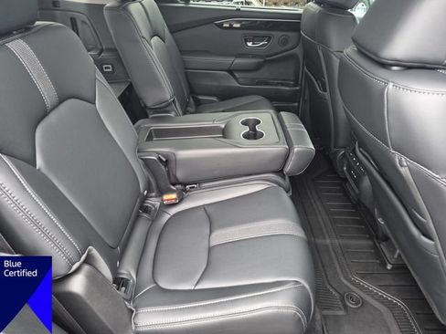 Used 2025 Honda Pilot EX-L image 32