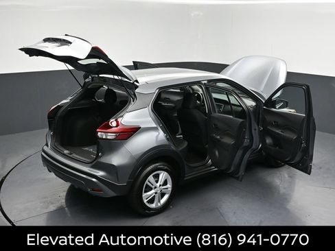 Certified 2025 Nissan Kicks Play S FWD image 34