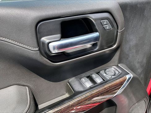 Used 2019 GMC Sierra 1500 SLE w/ SLE Value Package AWD/4WD image 36
