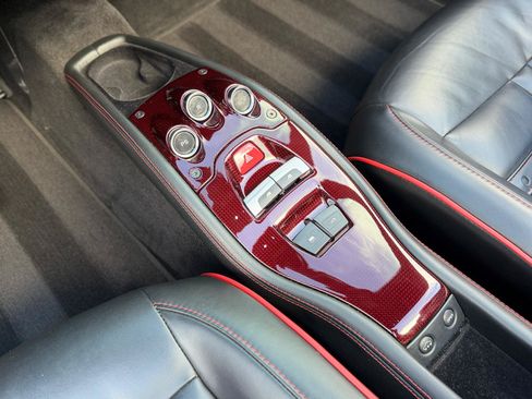 Used 2015 Ferrari 458 Spider RWD image 50