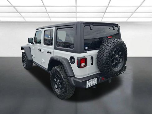 Used 2025 Jeep Wrangler Unlimited Sport AWD/4WD image 5