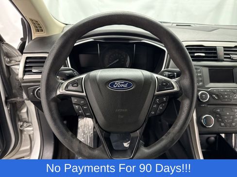 Used 2018 Ford Fusion S image 15