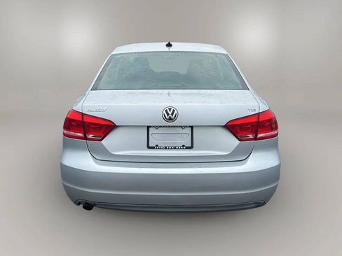 Used 2014 Volkswagen Passat 1.8T S FWD image 6