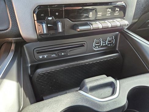 Used 2019 RAM 1500 Big Horn AWD/4WD image 27