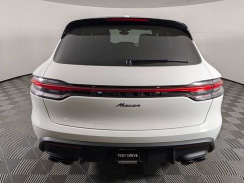 New 2026 Porsche Macan image 6