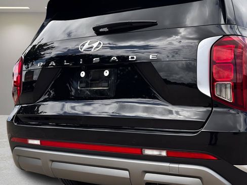 Used 2024 Hyundai Palisade SEL FWD image 27