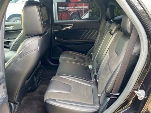 Used 2020 Ford Edge ST w/ Equipment Group 401A image 9