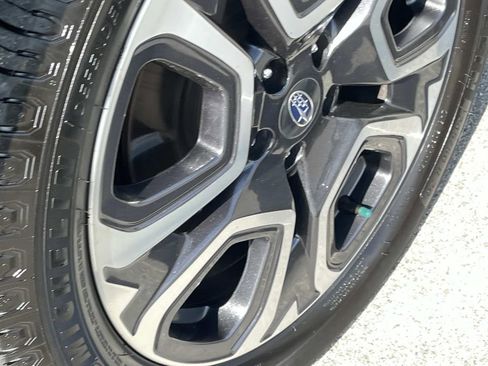 Used 2024 Subaru Ascent Touring AWD/4WD image 9