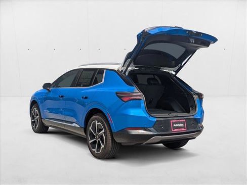 New 2024 Chevrolet Equinox EV LT w/ Active Safety Package 3 AWD/4WD image 9