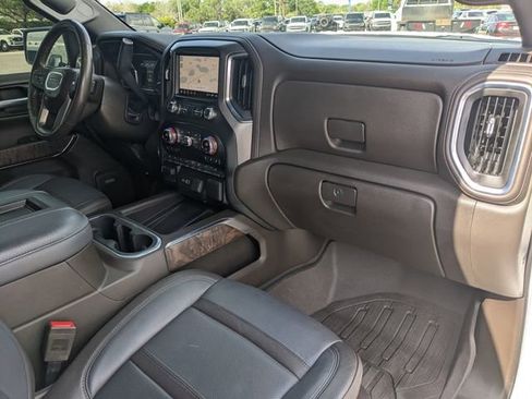 Used 2022 GMC Sierra 1500 Denali w/ Denali Premium Package image 15