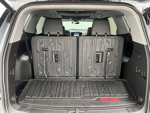 Used 2023 GMC Acadia SLT w/ Elevation Edition FWD image 23
