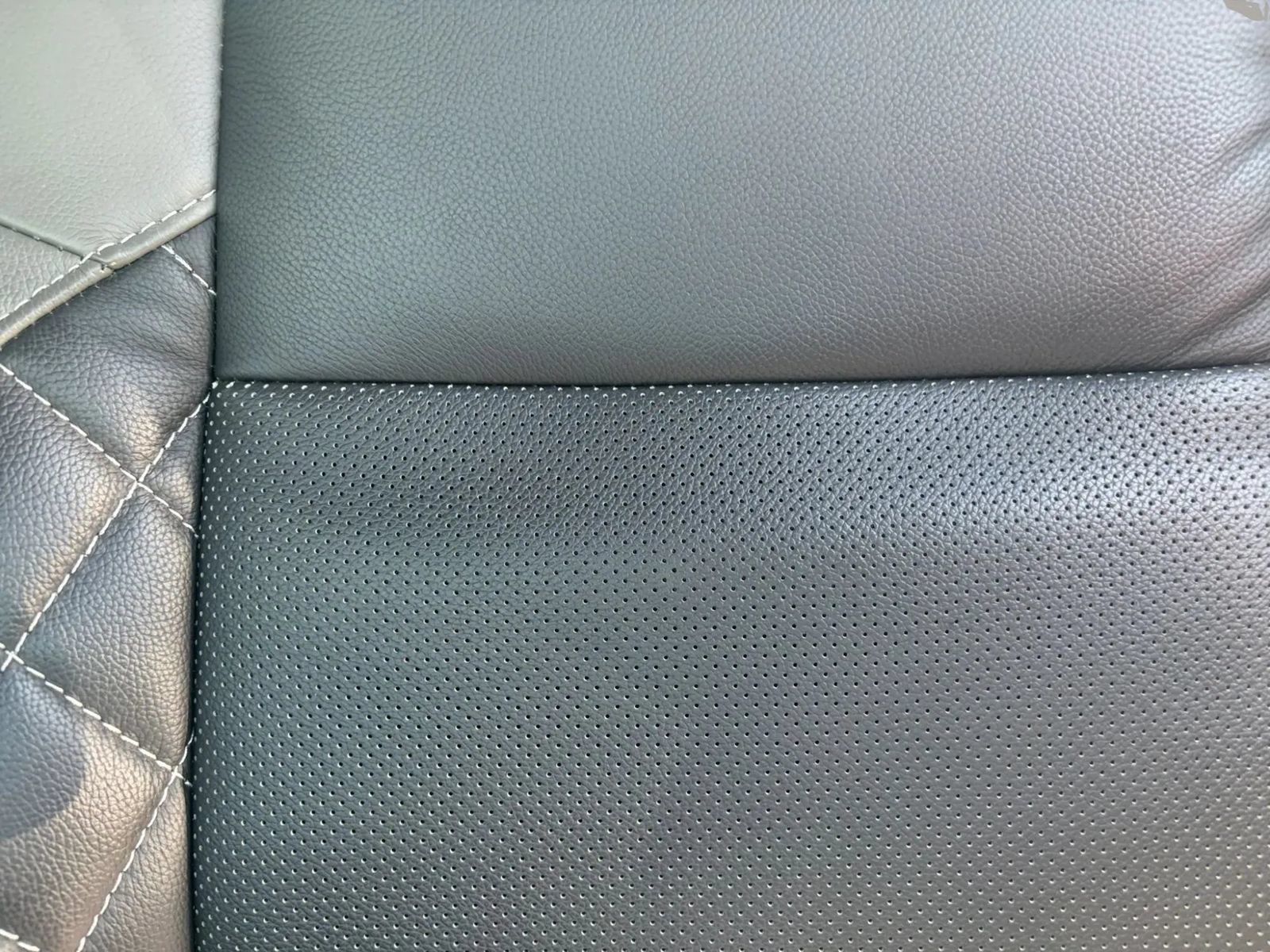 Used 2019 Toyota Tacoma SR5 AWD/4WD image 23