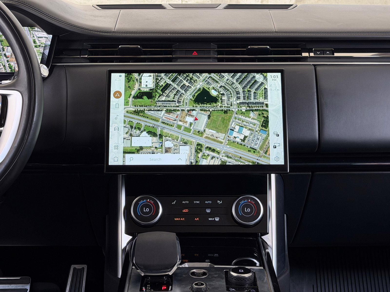 Used 2022 Land Rover Range Rover SE AWD/4WD image 5