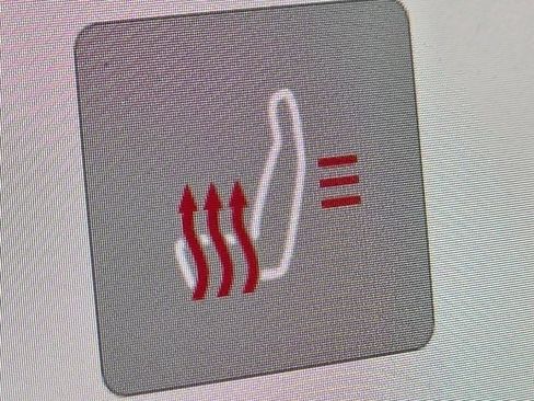 Used 2025 RAM 1500 Limited image 11