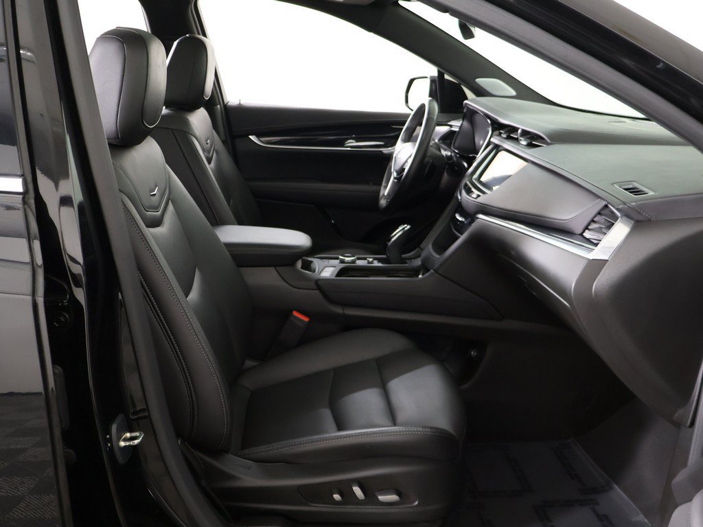 Used 2024 Cadillac XT5 Premium Luxury AWD/4WD image 33