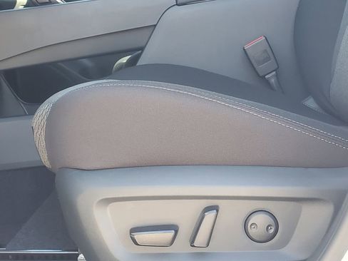 New 2026 Nissan Rogue SV image 12