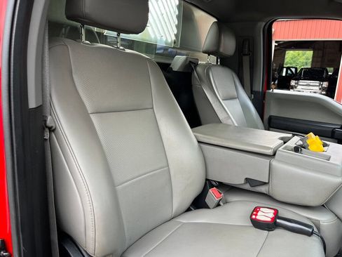Used 2019 Ford F550 4x4 Regular Cab Super Duty image 22