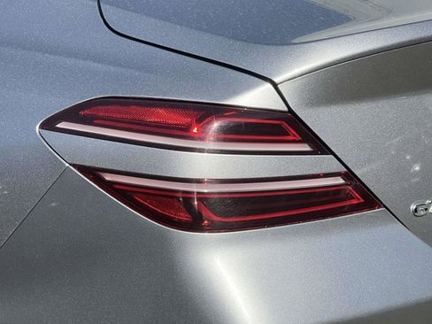 Used 2025 Genesis G70 2.5T AWD/4WD image 8