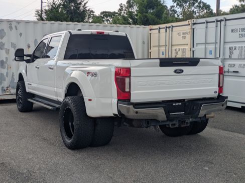 Used 2022 Ford F350 Lariat w/ Lariat Ultimate Package AWD/4WD image 7