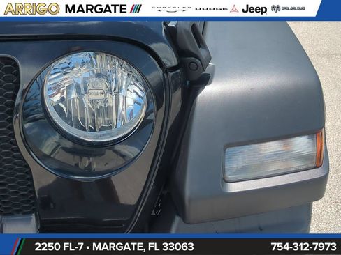 Used 2021 Jeep Wrangler Sport AWD/4WD image 11
