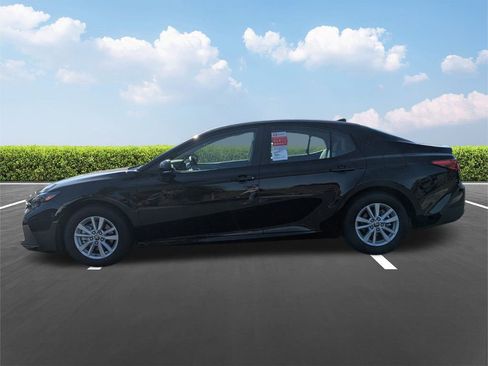 New 2026 Toyota Camry LE FWD image 7