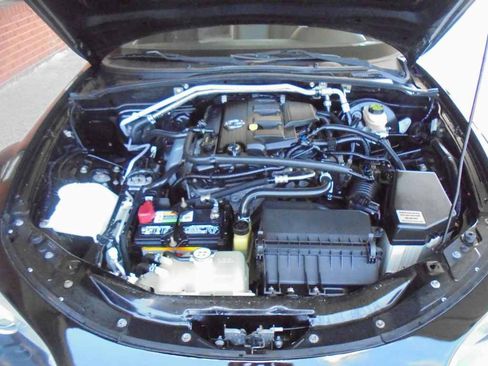 Used 2006 MAZDA MX-5 Miata Touring RWD image 5