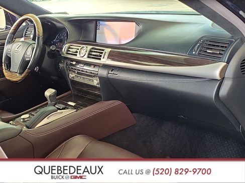 Used 2017 Lexus LS 460 RWD image 24