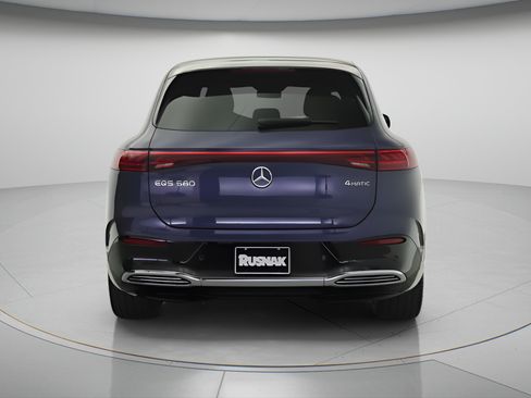Certified 2023 Mercedes-Benz EQS 580 4MATIC SUV image 5