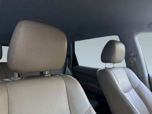 Used 2014 Nissan Pathfinder SL w/ Cargo Package image 24