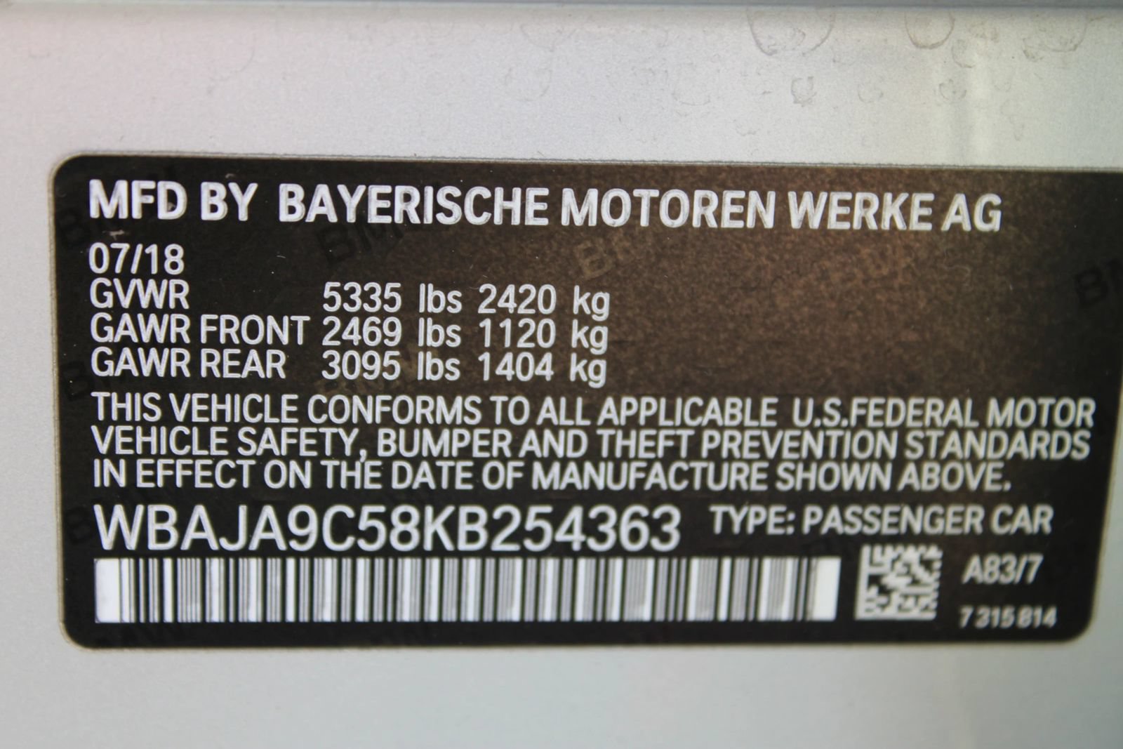Used 2019 BMW 530e w/ Premium Package RWD image 4